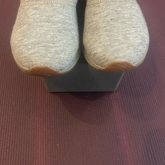 New Balance Women’s Dynasoft Nergize V3 Sneakers - Picture 15 of 15